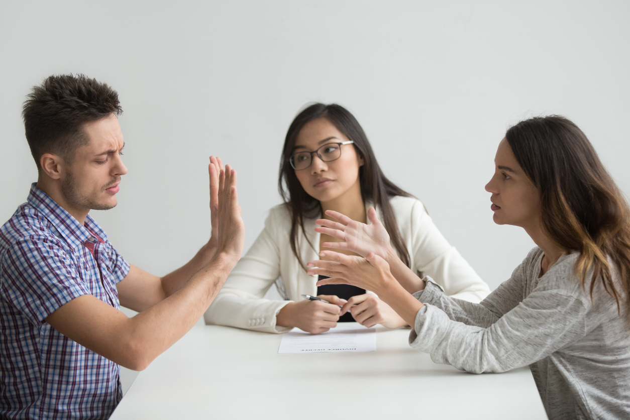 Combating the Divorce Related Legality with the help of Divorce Attorney Houston 